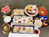 令和6年2月から5月の日本料理の献立をご紹介します。